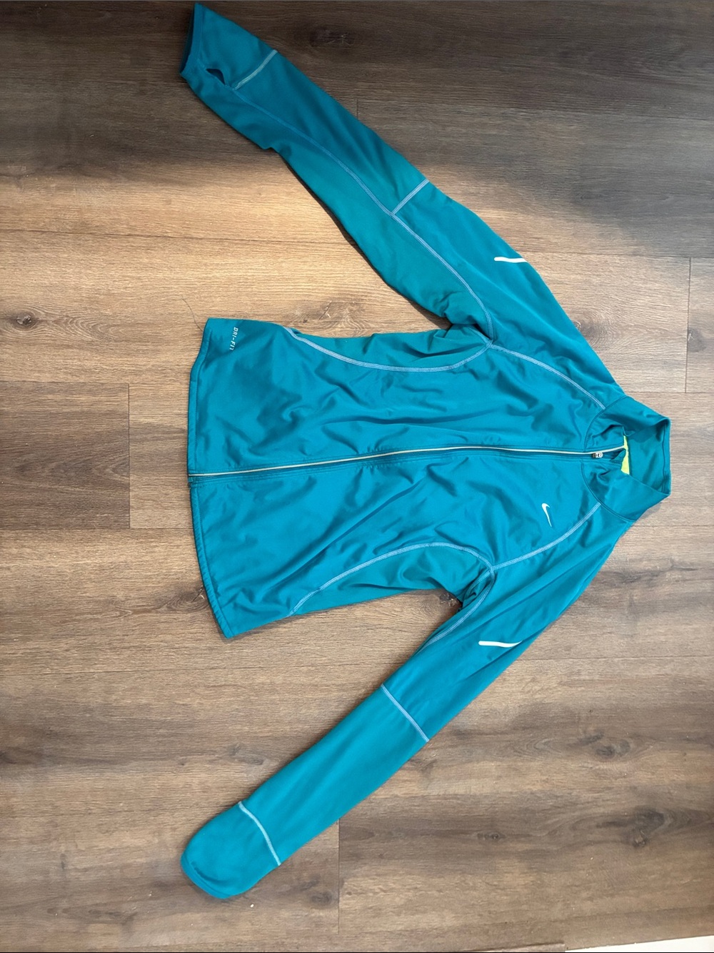 Nike Running Jacket - Picture 2 of 10